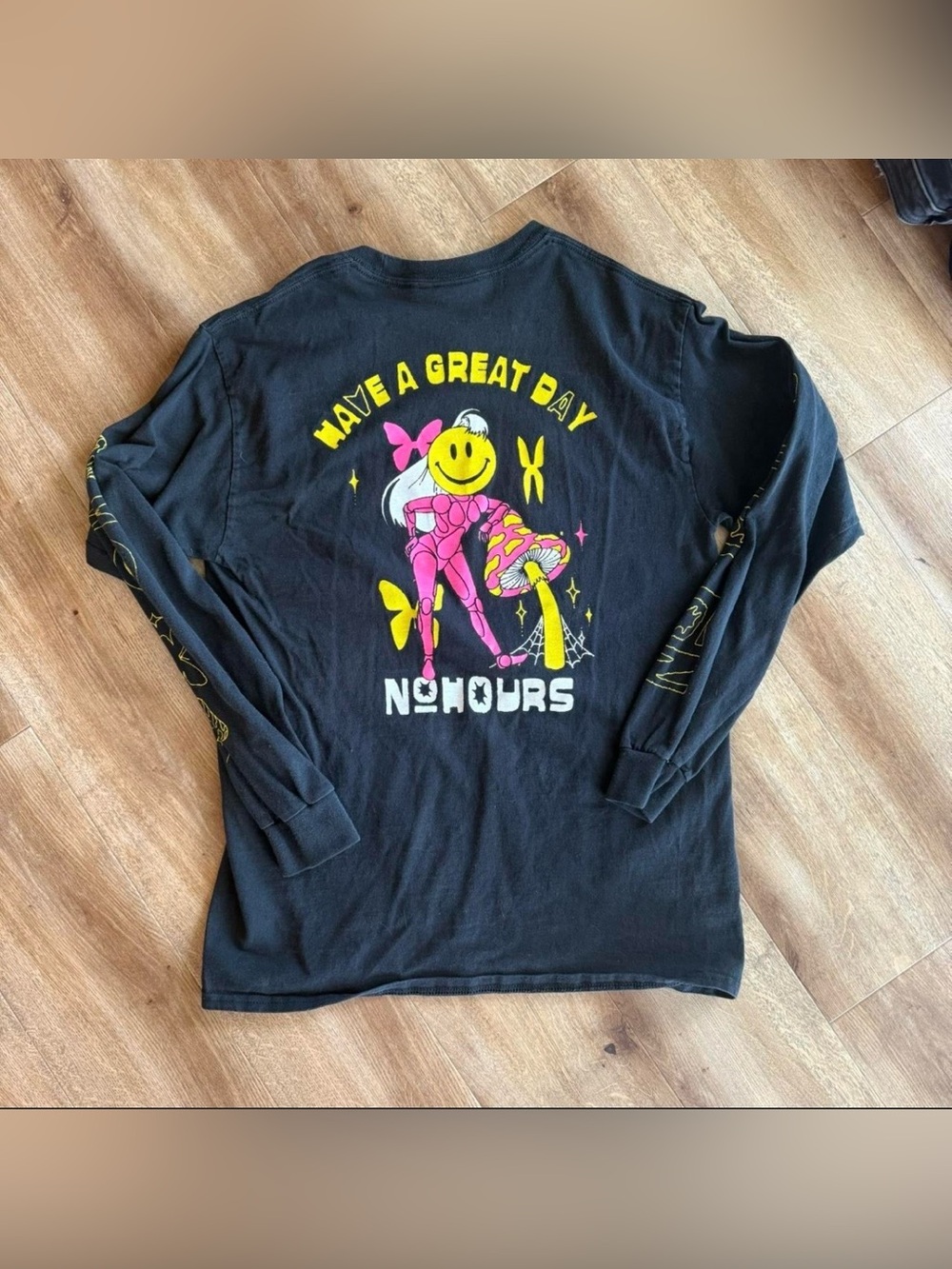 Dollskill Black Long-Sleeve Graphic Tee - 'Have a Great Day'